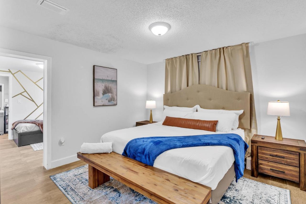 Estelo'S Place - Modern Townhouse With King Bed, Only 5 Min From The Airport! マイアミ エクステリア 写真