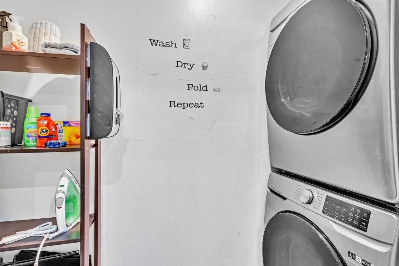 Estelo'S Place - Modern Townhouse With King Bed, Only 5 Min From The Airport! マイアミ エクステリア 写真